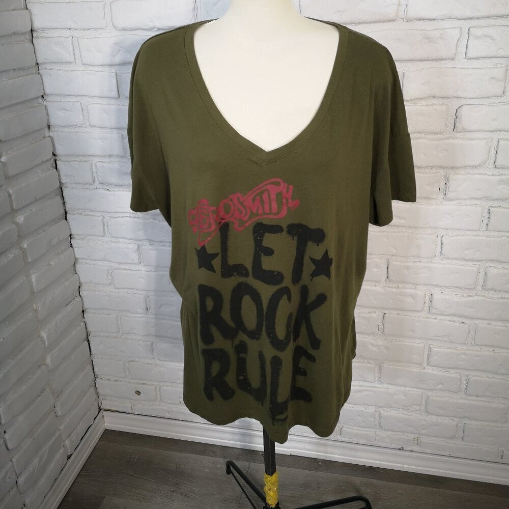 Aerosmith "Let It Rock" Army Green Ladies Size 3X V-neck Short Sleeves T-shirt